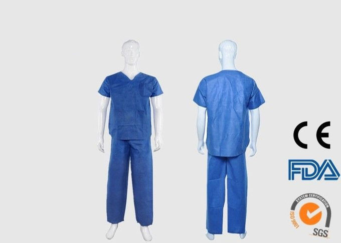 XL XXL 처분할 수 있는 운영하는 것은 병원/진료소를 위해 Breathable 가운을 입습니다